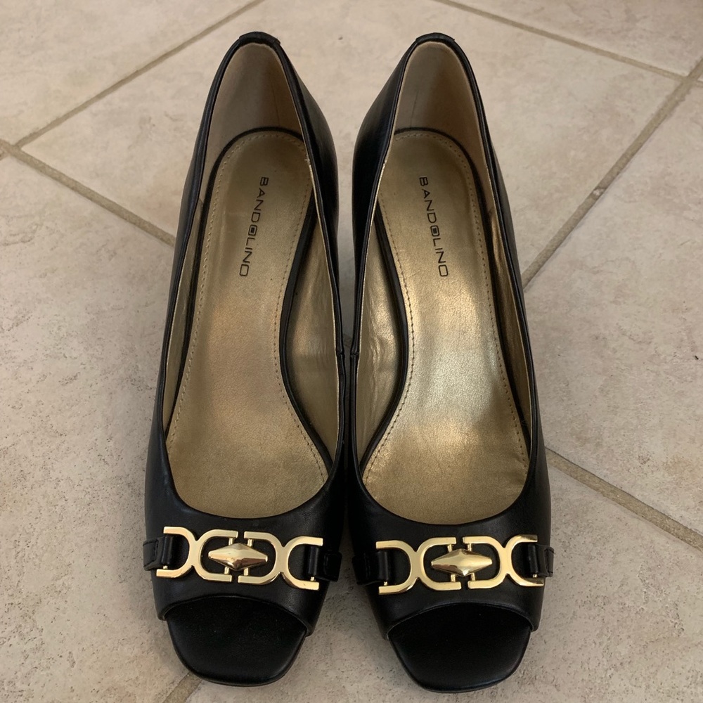 Bandolino Black Faux Soft Leather Heels 7